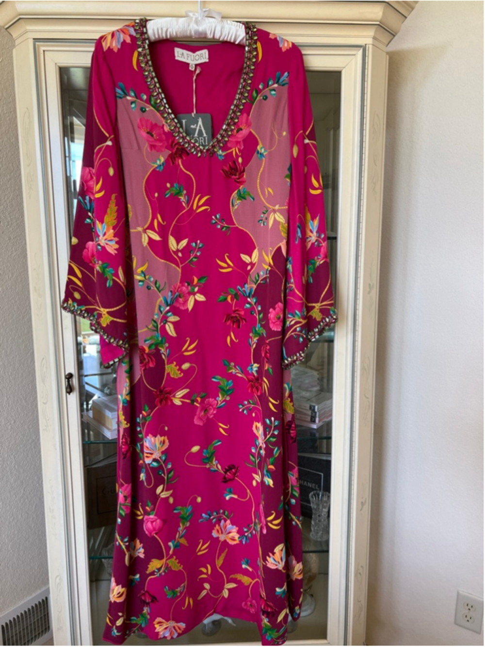 NWT LA FUORI Fuchsia Pink Floral Silk Kaftan M